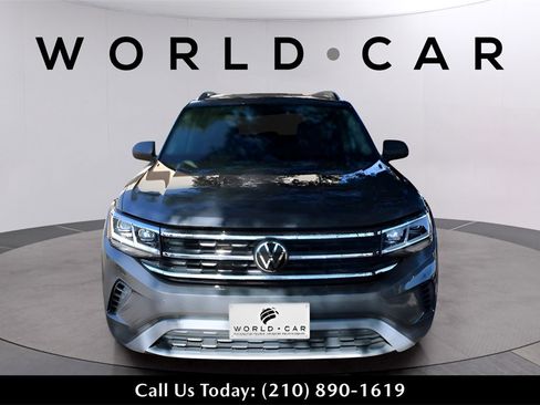 Used 2023 Volkswagen Atlas SE image 2