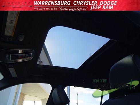 New 2025 Jeep Grand Cherokee L Limited w/ Luxury Tech Group II image 28