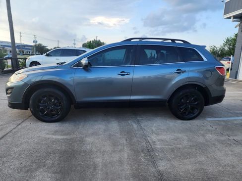 Used 2012 MAZDA CX-9 Touring w/ Moonroof & Bose Audio Pkg FWD image 6