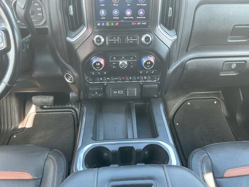 Used 2022 GMC Sierra 3500 AT4 w/ AT4 Premium Plus Package AWD/4WD image 20