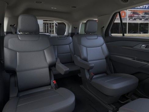 New 2026 Ford Explorer Active w/ Active Comfort Package AWD/4WD image 11