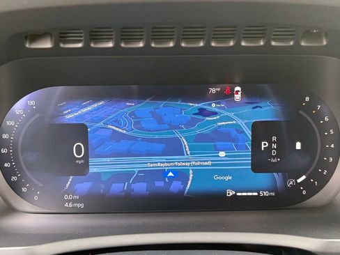 New 2026 Volvo XC90 B5 Core w/ Protection Package Premier image 17