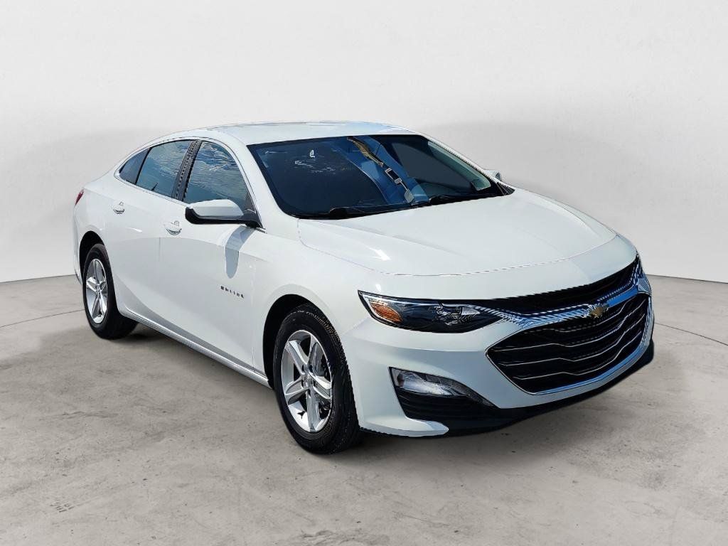 Used 2023 Chevrolet Malibu LT FWD image 1
