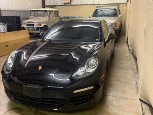 Used 2014 Porsche Panamera S RWD image 26