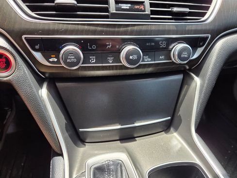 Used 2018 Honda Accord EX-L image 25