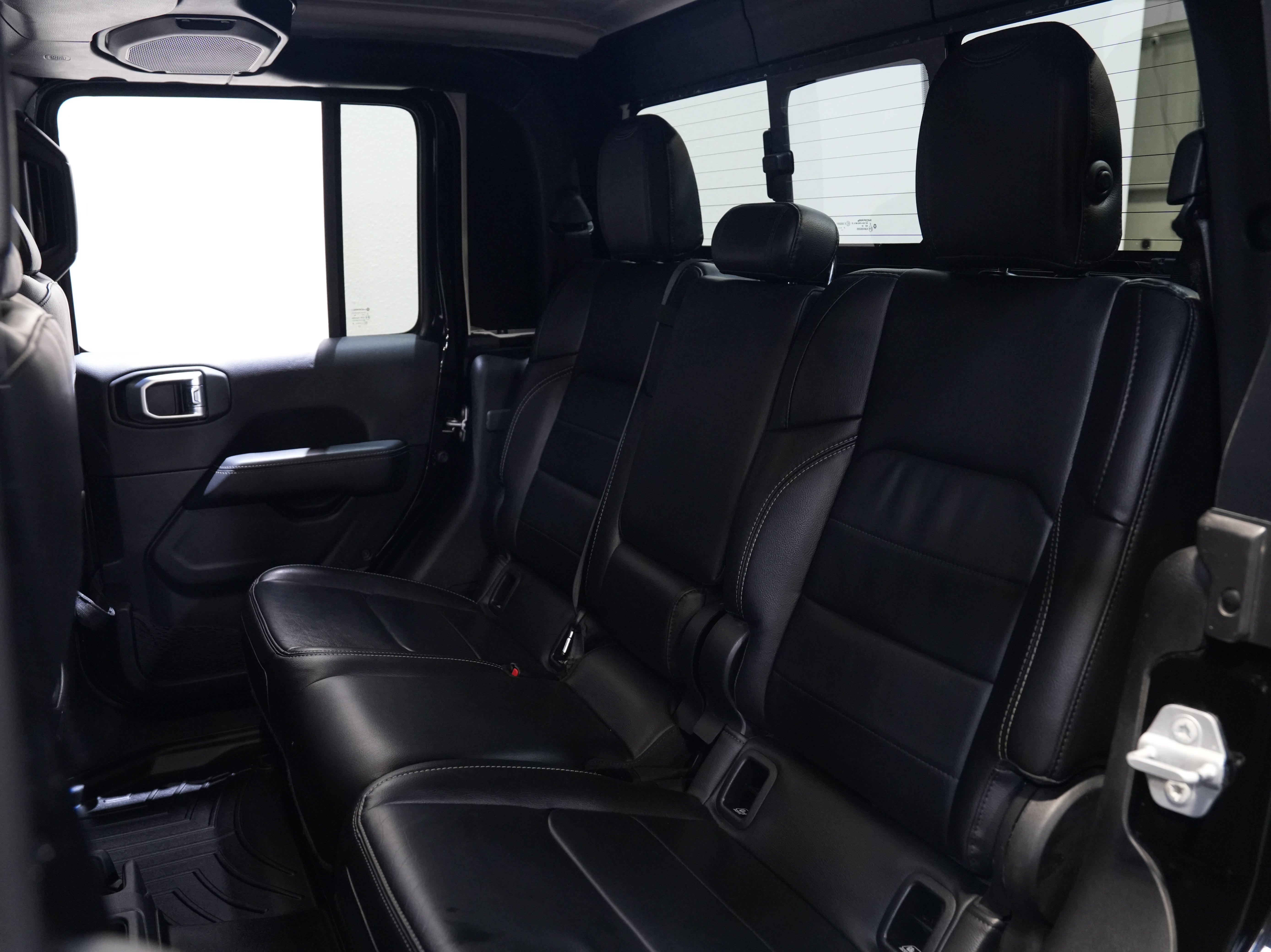 Used 2021 Jeep Gladiator Overland w/ Uconnect 4C Nav & Sound Group AWD/4WD image 36