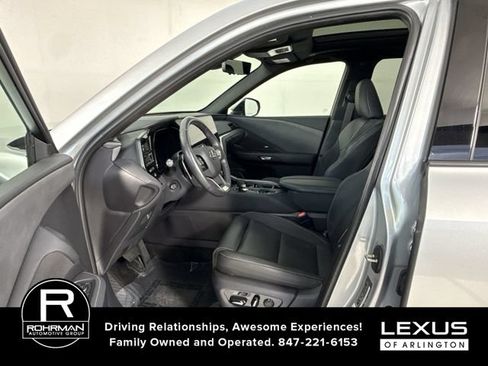 Used 2026 Lexus TX 350 AWD w/ Technology Package image 4