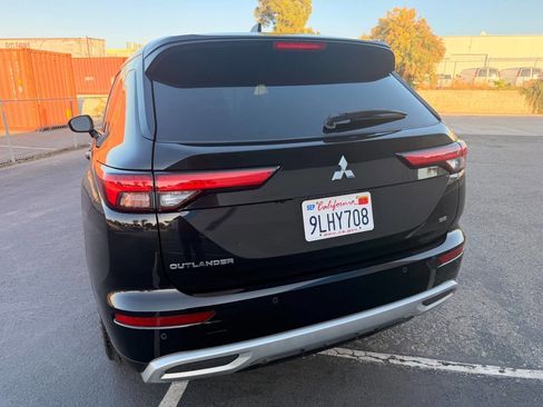 Used 2022 Mitsubishi Outlander SE FWD image 18
