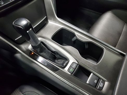 Used 2020 Honda Accord Sport image 32