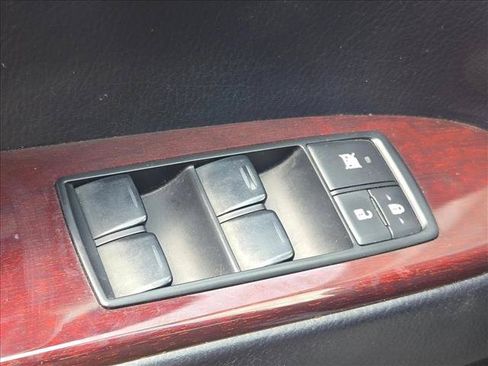 Used 2015 Lexus GX 460 w/ Premium Package AWD/4WD image 9