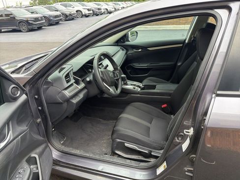 Used 2018 Honda Civic EX image 13