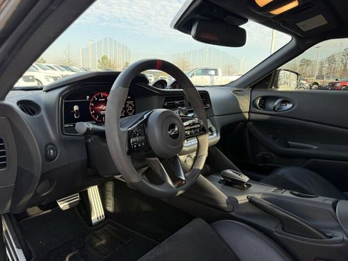 Used 2024 Nissan Z NISMO w/ Floor Mat Package image 10