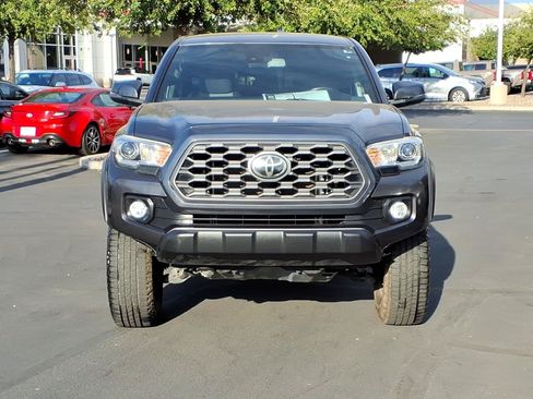 Used 2021 Toyota Tacoma TRD Off-Road w/ Technology Package AWD/4WD image 2