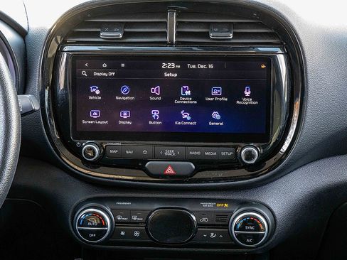 Certified 2023 Kia Soul S image 12