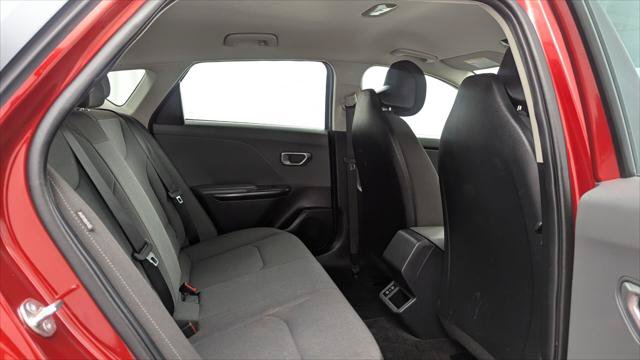 Used 2025 Kia K4 FWD image 18