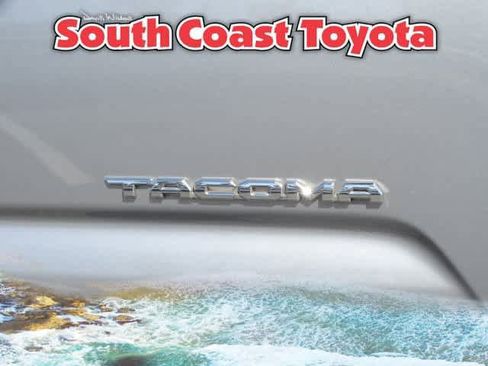 Used 2016 Toyota Tacoma SR5 image 7