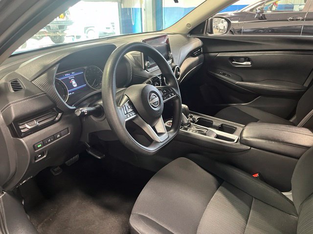 Used 2024 Nissan Sentra SV FWD image 23