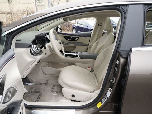 Used 2023 Mercedes-Benz EQS 450+ 4MATIC Sedan image 23