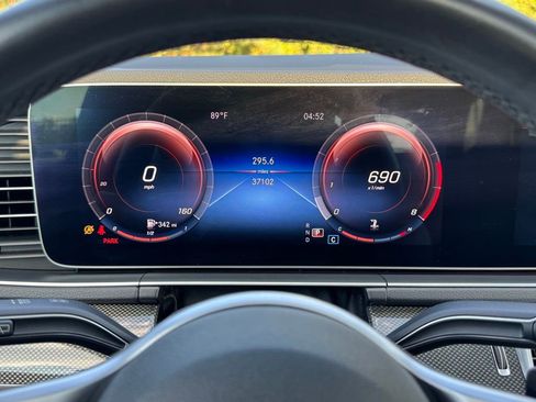 Used 2020 Mercedes-Benz GLE 350 4MATIC image 30