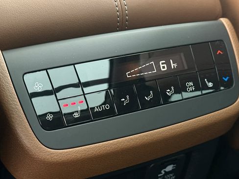 New 2025 Nissan Pathfinder Platinum image 15