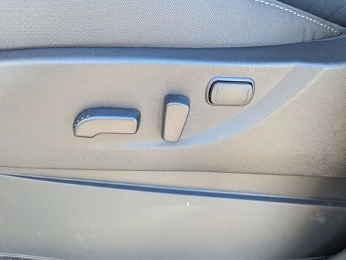 New 2026 Nissan Frontier SV w/ Tow Package image 13