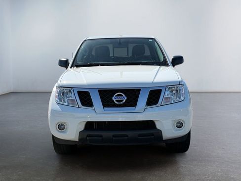 Used 2020 Nissan Frontier SV RWD image 8