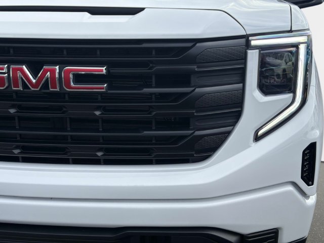 New 2026 GMC Sierra 1500 Pro w/ Graphite Edition AWD/4WD image 9