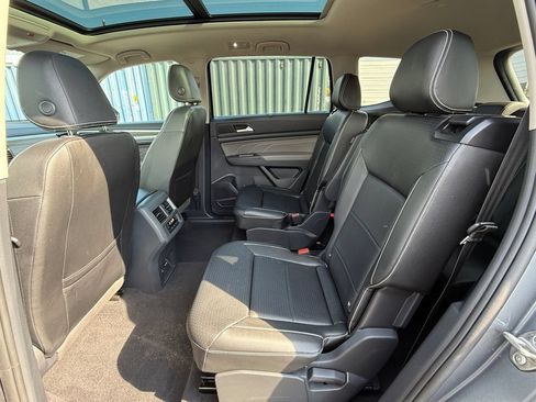 Used 2023 Volkswagen Atlas SEL AWD/4WD image 26