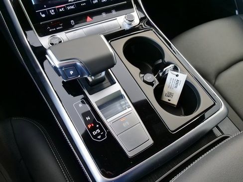New 2026 Audi Q8 Premium Plus image 27
