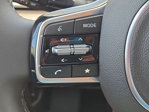 New 2026 Kia Carnival SX w/ SX Dark Edition Package image 31