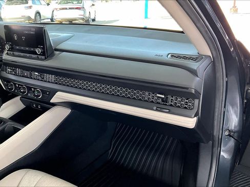 Used 2024 Honda Accord EX image 18