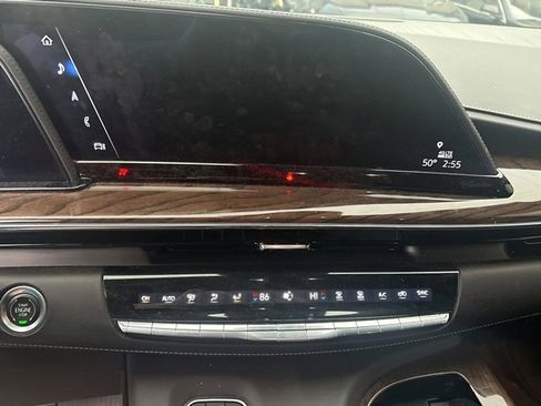 Certified 2024 Cadillac Escalade Sport Platinum w/ LPO, ONYX Package image 12