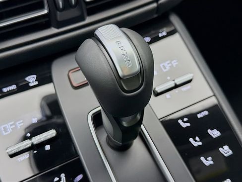 New 2026 Porsche Macan S image 22