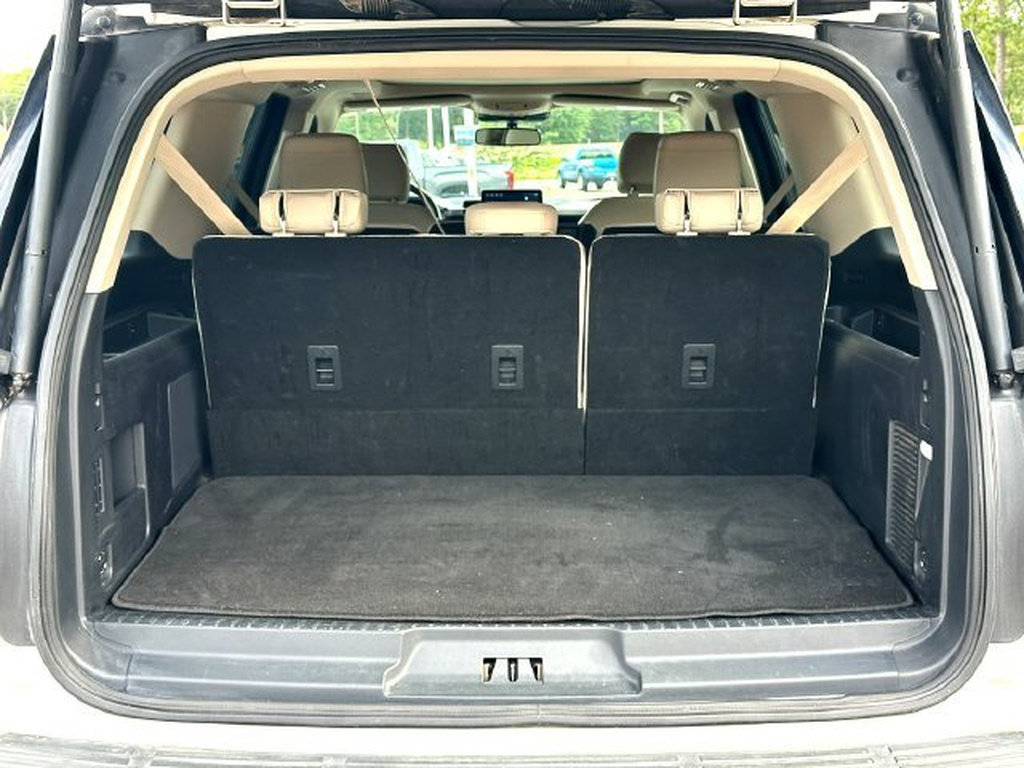 Used 2022 Ford Expedition Max Platinum RWD image 33
