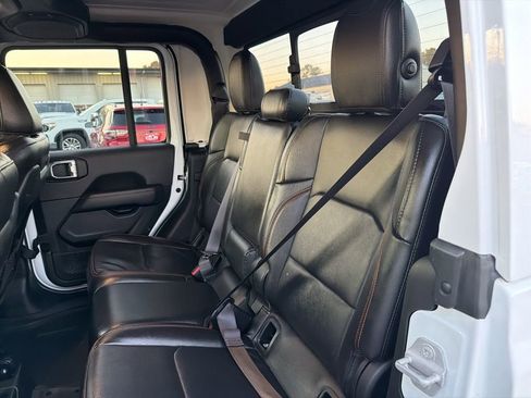 Used 2022 Jeep Gladiator Mojave w/ LED Lighting Group image 18