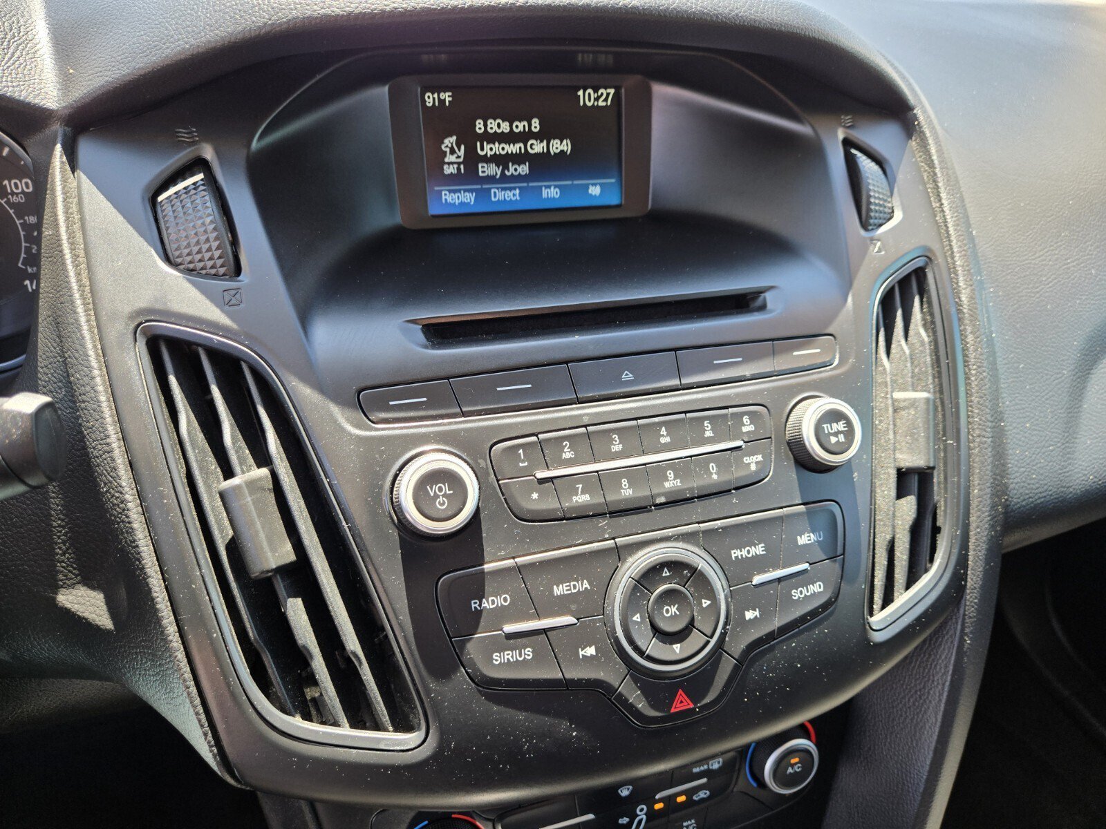 Used 2017 Ford Focus SE FWD image 17