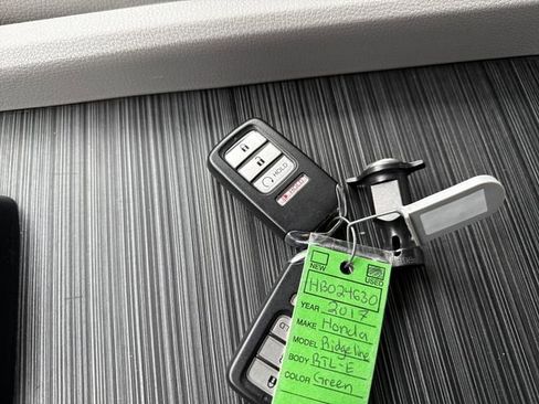 Used 2017 Honda Ridgeline RTL-E image 13