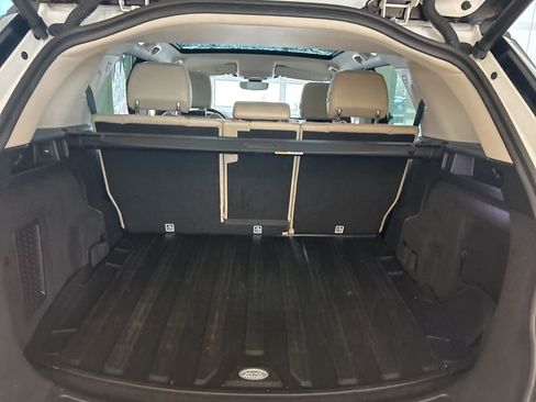 Used 2020 Land Rover Discovery Sport S image 15