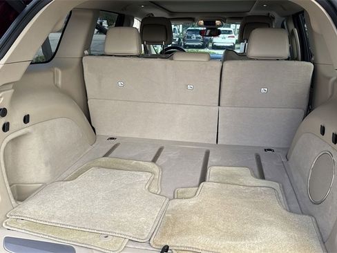 Used 2017 Jeep Grand Cherokee Overland image 60