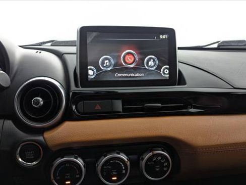 Used 2020 FIAT 124 Spider Lusso RWD image 21