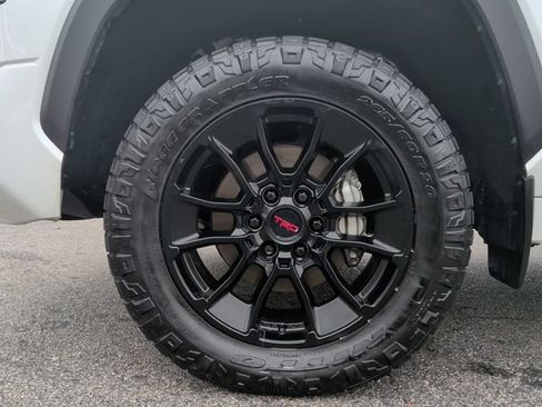 Used 2025 Toyota Tundra Limited w/ TRD Off-Road Package AWD/4WD image 10