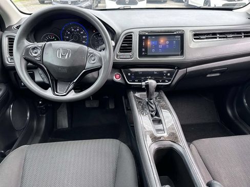 Used 2018 Honda HR-V EX image 15