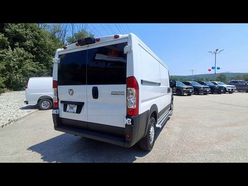 Used 2025 RAM ProMaster 2500 w/ U-Haul Equipment Group FWD image 8