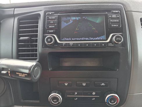 Used 2018 Nissan NV 3500 S RWD image 9