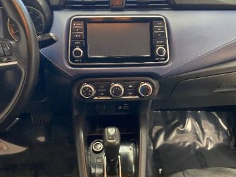 Used 2024 Nissan Versa SV w/ Trunk Package FWD image 17