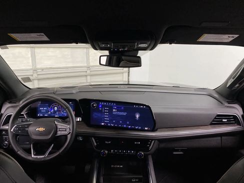 Used 2025 Chevrolet Tahoe Premier image 12