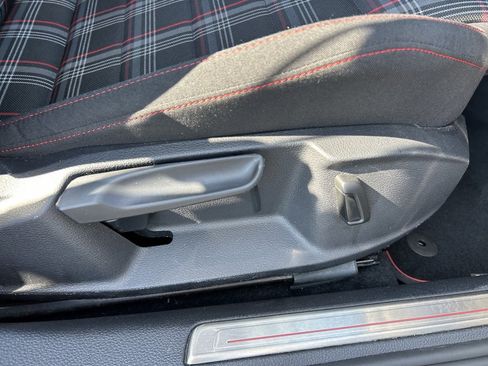 Used 2019 Volkswagen GTI Rabbit Edition image 49