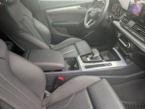 Used 2025 Audi Q5 2.0T Premium w/ Convenience Plus Package AWD/4WD image 23