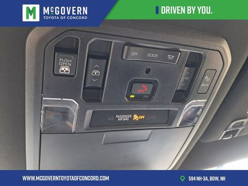 Used 2023 Toyota Tundra Platinum AWD/4WD image 30