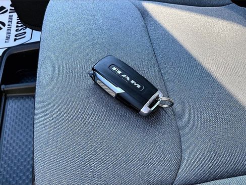 Used 2020 RAM 1500 Big Horn image 32